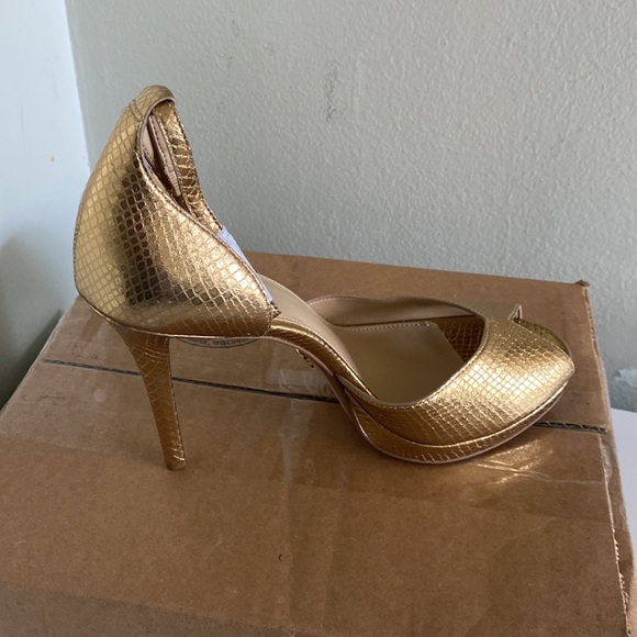 MICHAEL Kors Jordyn Snake Embossed Metallic Leather Platform Sandals - Picture 3 of 11